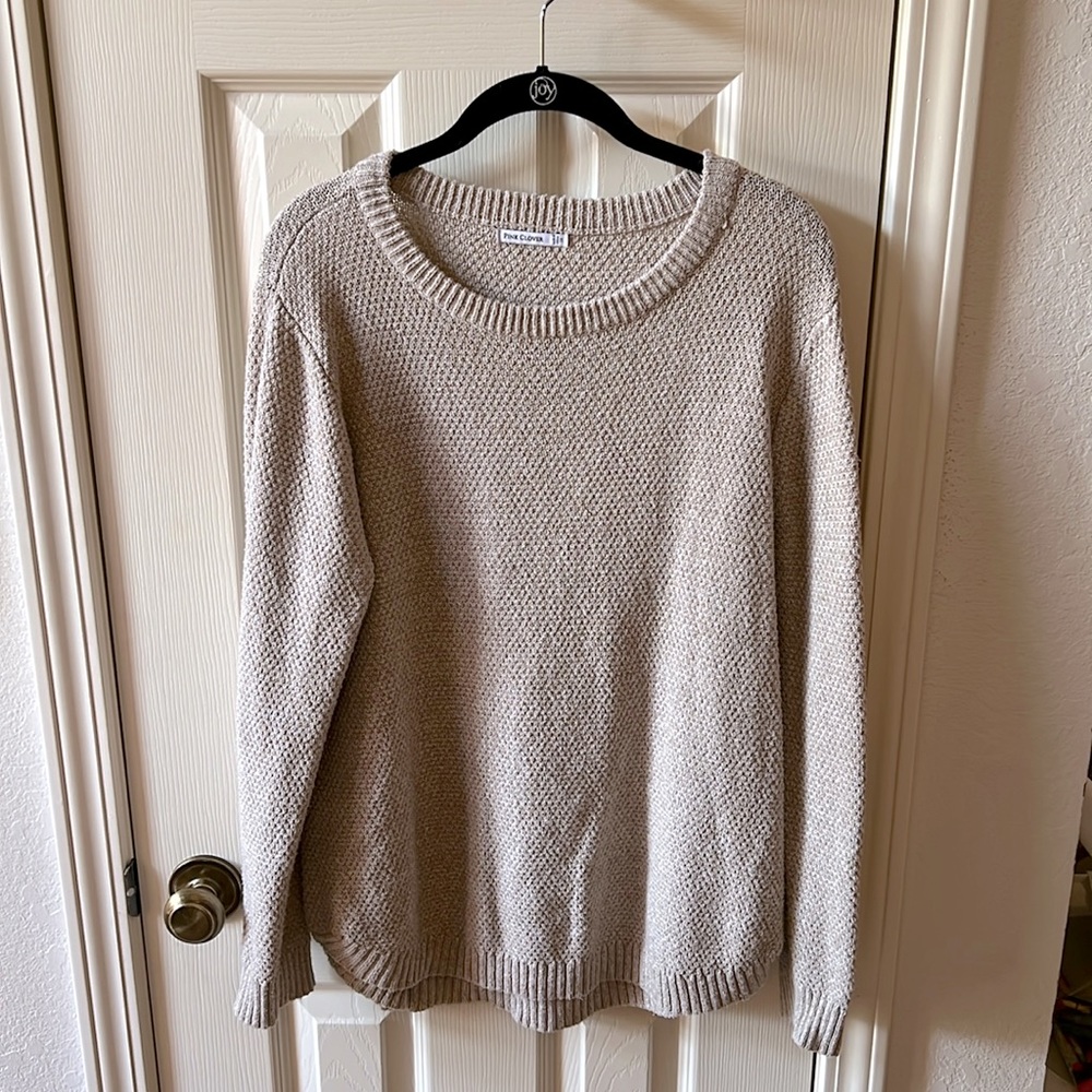 Tan Pink Clover Sweater - XL
